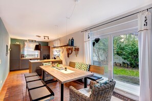 Dining - We rent out a home - the 8erwassereck for family, friends, fur nose (Ückeritz)