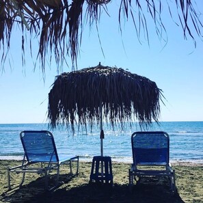 Beach - Near sea and airport (Tersefanou)