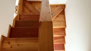 A wooden staircase with a handrail. - M035 - Marcelli, three-room apartment with terrace and a / c (Marcelli)