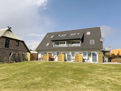Apartment 03 with terrace and view of the Bodden - MR: Haus Inselperle with view of the