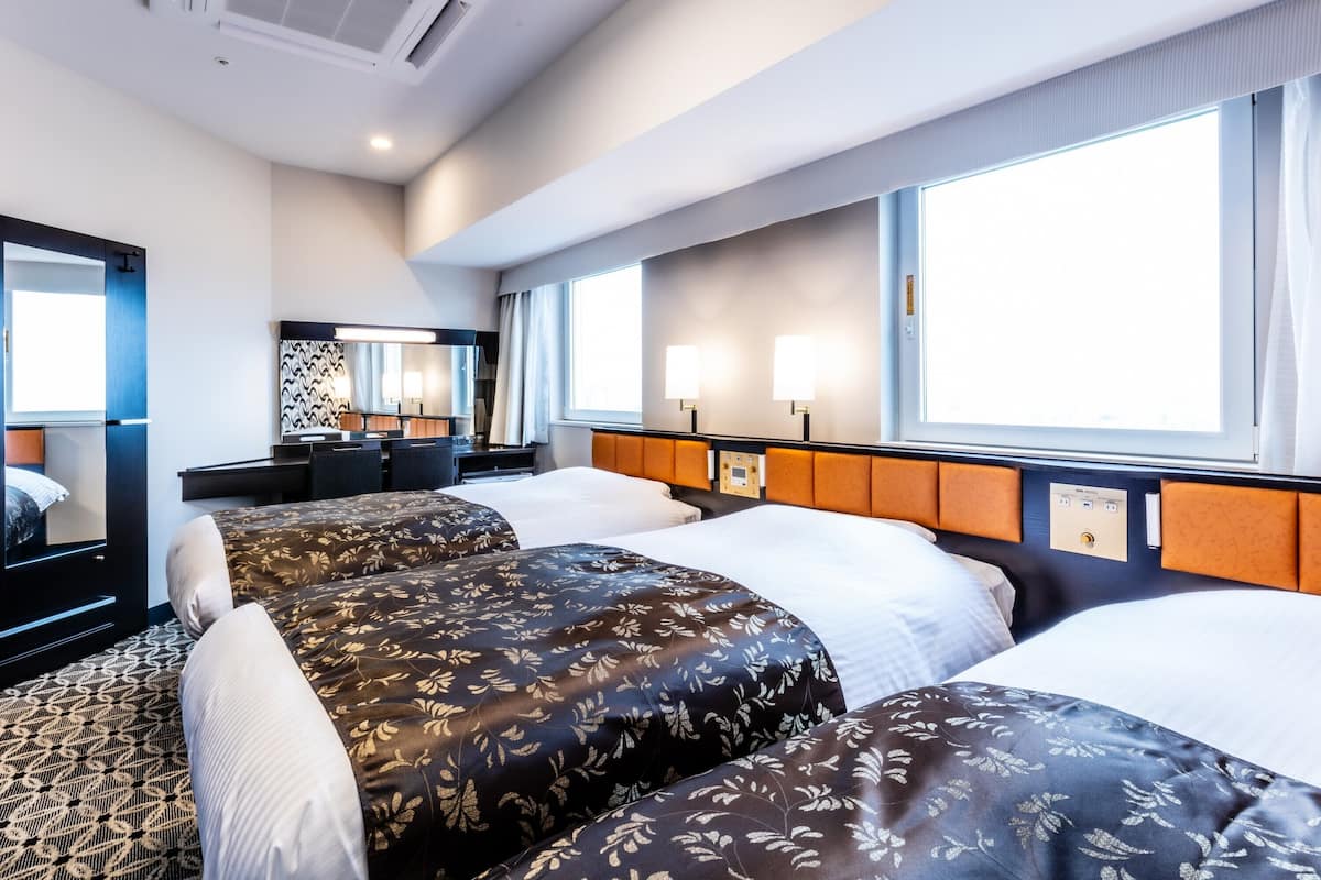 1 bedroom, desk, laptop workspace, free WiFi
