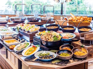 Daily buffet breakfast for a fee - APA Hotel & Resort Ryogoku Ekimae Tower (Tokyo)