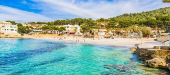 Villa Familiar Con Piscina Mallorca. Para 6 Personas.