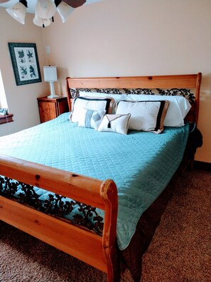 6 Schlafzimmer, Bügeleisen/Bügelbrett, kostenloses WLAN, Bettwäsche