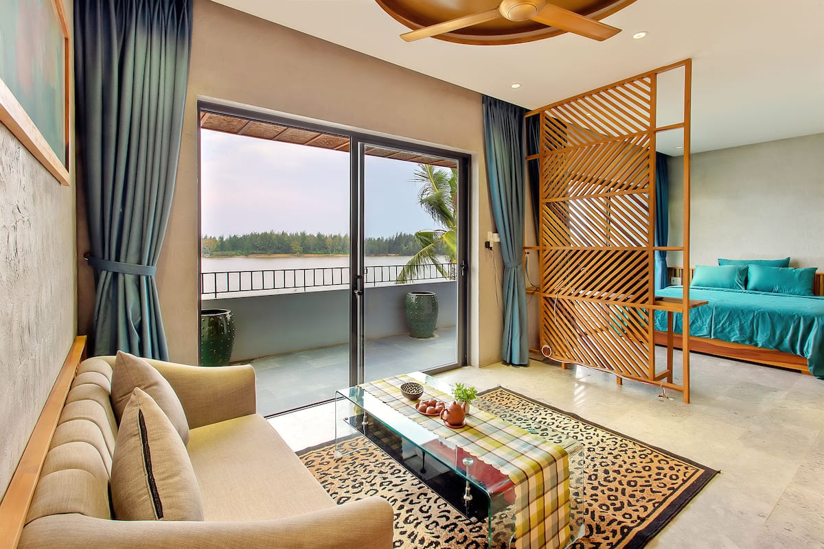 Deluxe Studio, 1 Bedroom, Balcony, River View | Balcony view