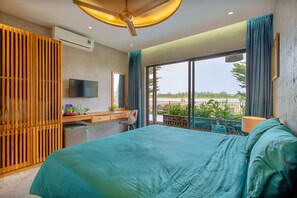 Deluxe-Zimmer, 1 Schlafzimmer, Badewanne, Poolblick | Ansicht von oben
