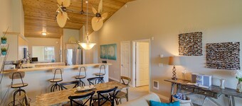 Siren's Serenity Condominium - Oyhut Bay Seaside Village