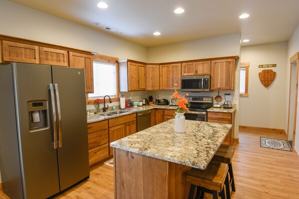 Fridge, microwave, oven, dishwasher