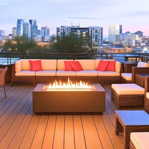 Property grounds - The Dove - Downtown Modern-Huge Rooftop Deck-Gulch (Nashville)