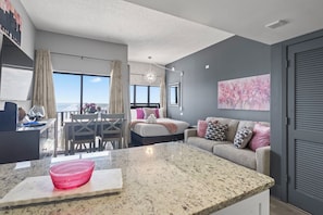 TV - Renovated Modern Oceanfront Studio! Palace 2305 (Myrtle Beach)