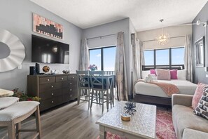 WiFi, bed sheets - Palace 2305 (Myrtle Beach)