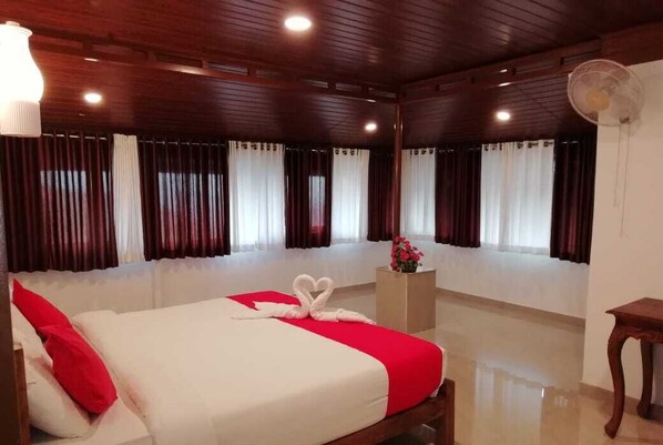 1 bedroom - Linten Holiday Resort, Property set in Munnar.4.7km from MUNNAR  (Pallivasal)
