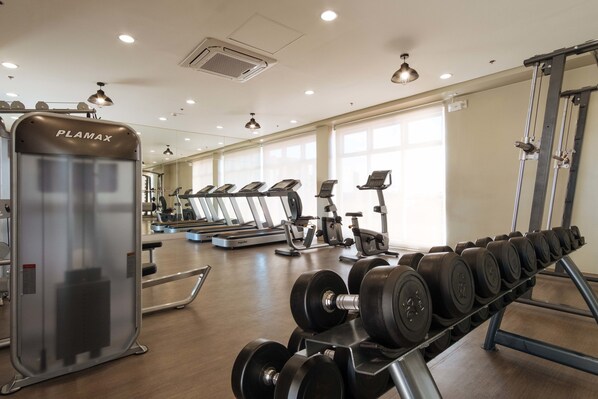 Gym - RedDoorz Premium @ Vista Heights Legarda (Manila)