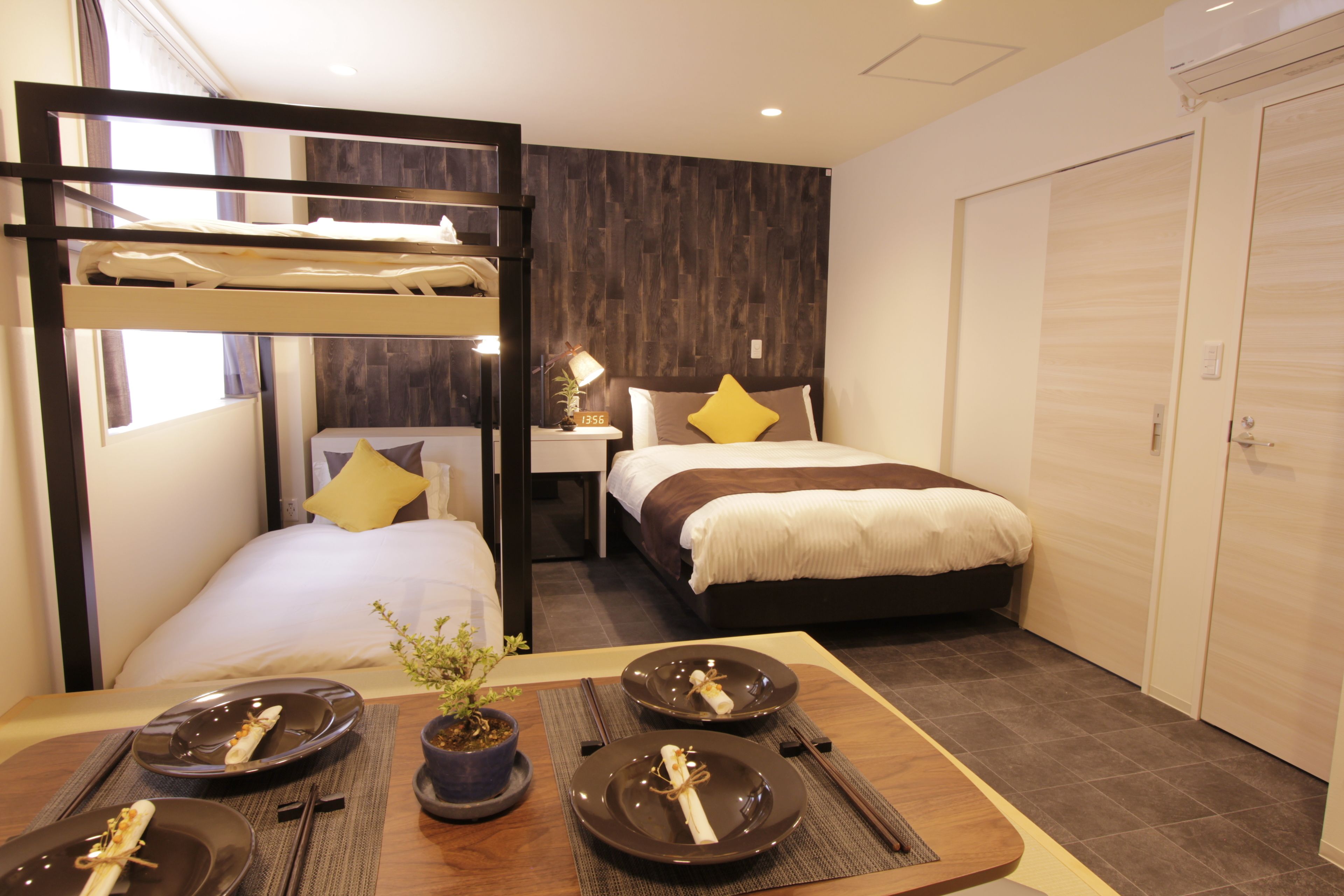 in-room safe, free wifi, bed sheets