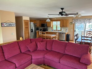 智能电视、DVD 播放器