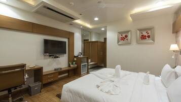 Premium bedding, minibar, in-room safe, individually decorated