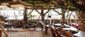 レッドドアーズ プラス ニア ストロベリー ファーム バギオ