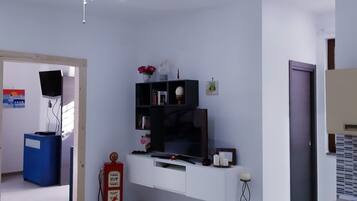 Comfort Quadruple Room | Individually decorated, individually furnished, desk, iron/ironing board