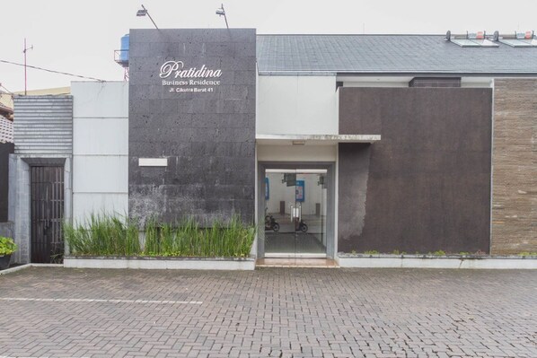 Front of property - RedDoorz @ Cikutra 3 (Bandung)