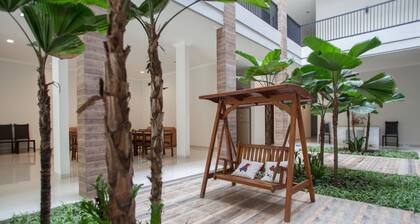 RedDoorz Syariah near Universitas Negeri Malang