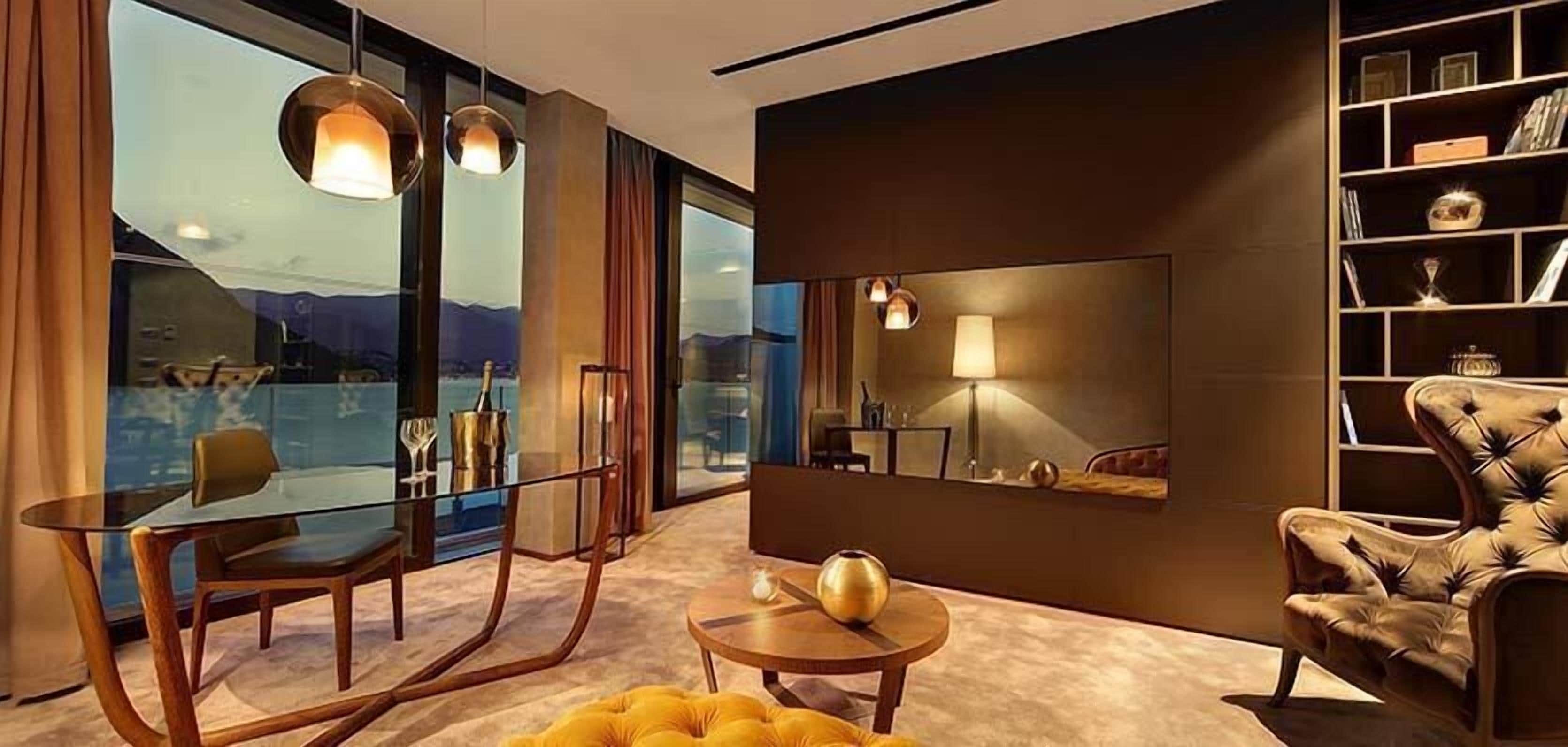 Suite Majestueuse | Couette en duvet d'oie, coffres-forts dans les chambres