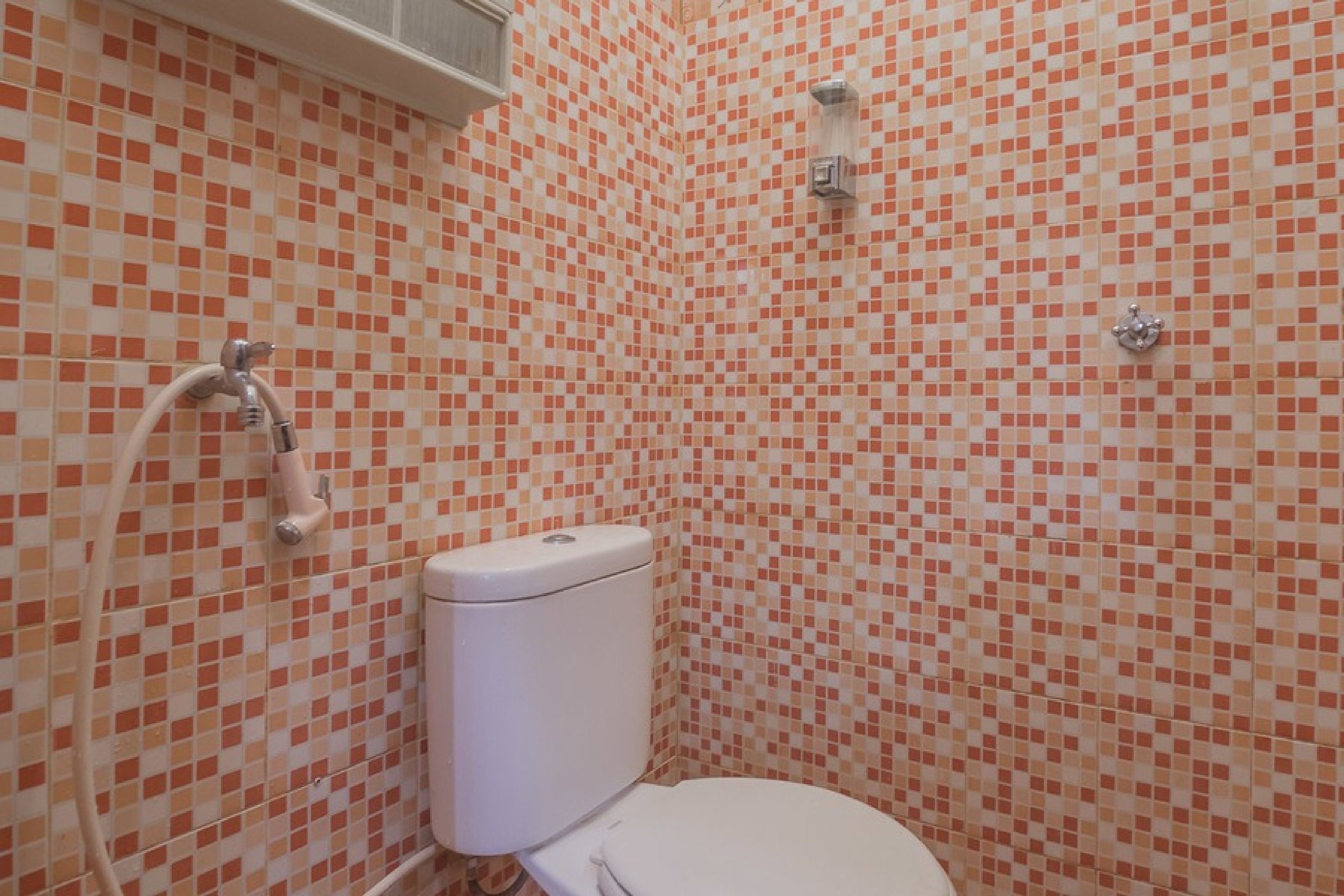 double room | bathroom | shower, free toiletries, towels