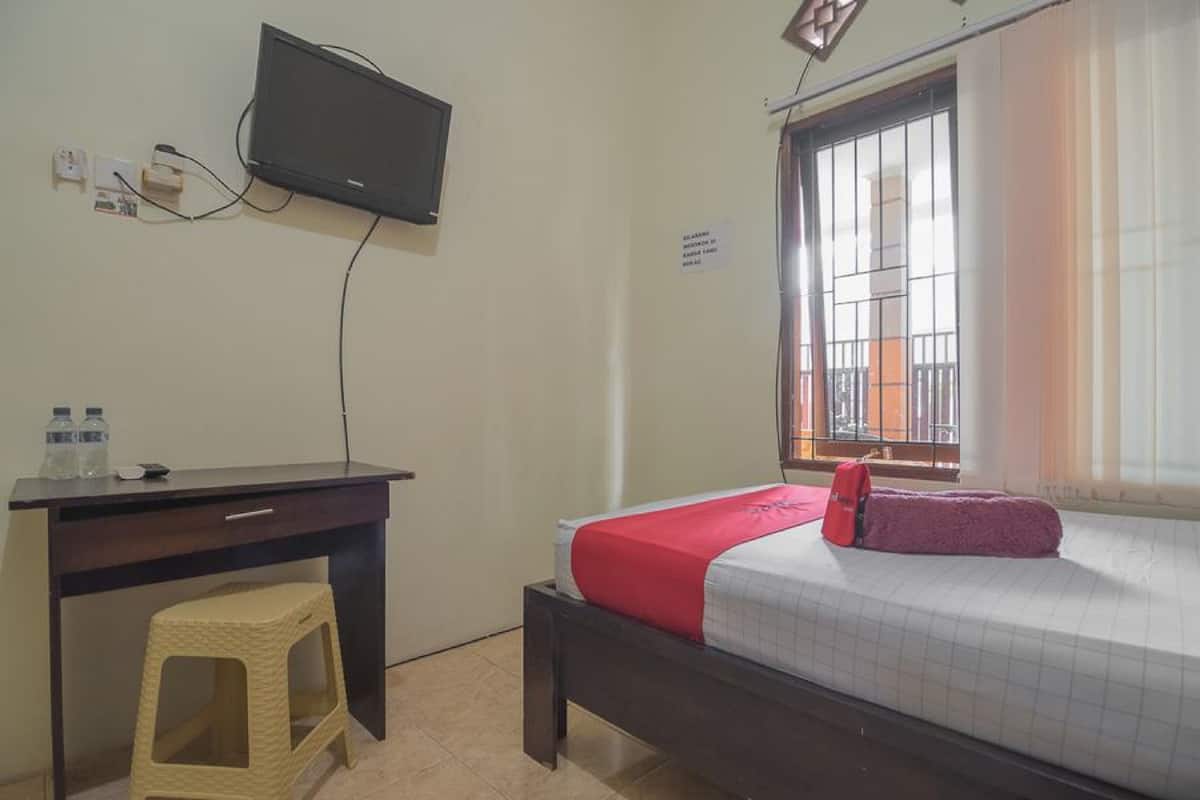 double room | desk, free wifi, bed sheets