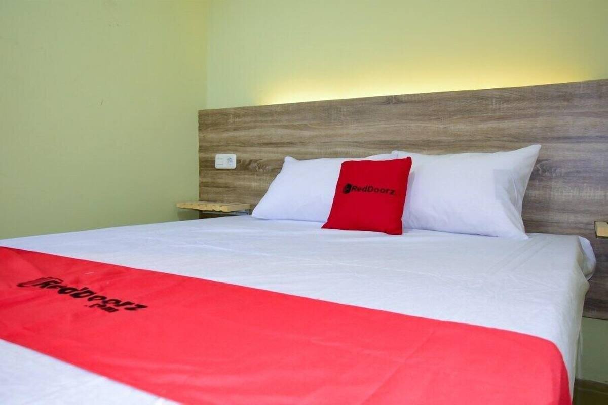 Bureau, Wi-Fi gratuit, draps fournis