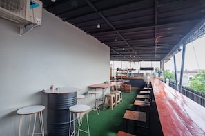 Restaurant - RedDoorz Plus @ Kemayoran (Jakarta)