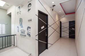 Hallway - RedDoorz Plus @ Kemayoran (Jakarta)