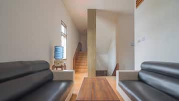 Pintu masuk interior