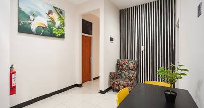 RedDoorz Plus near Mall Kelapa Gading