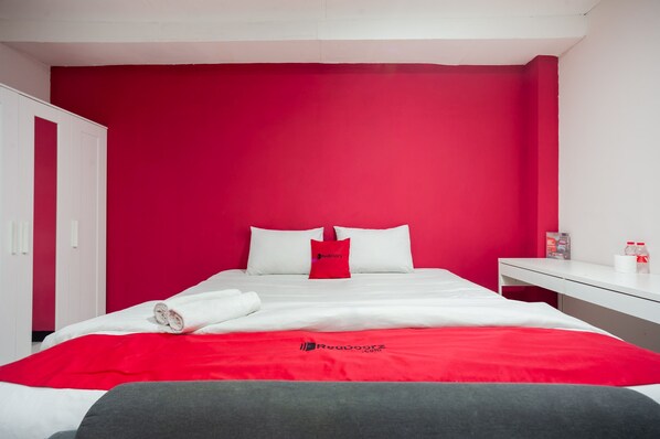 Chambre double | Bureau, accès au Wi-Fi (inclus), literie fournie
