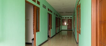 RedDoorz @ Cibogo Puncak Bogor 2