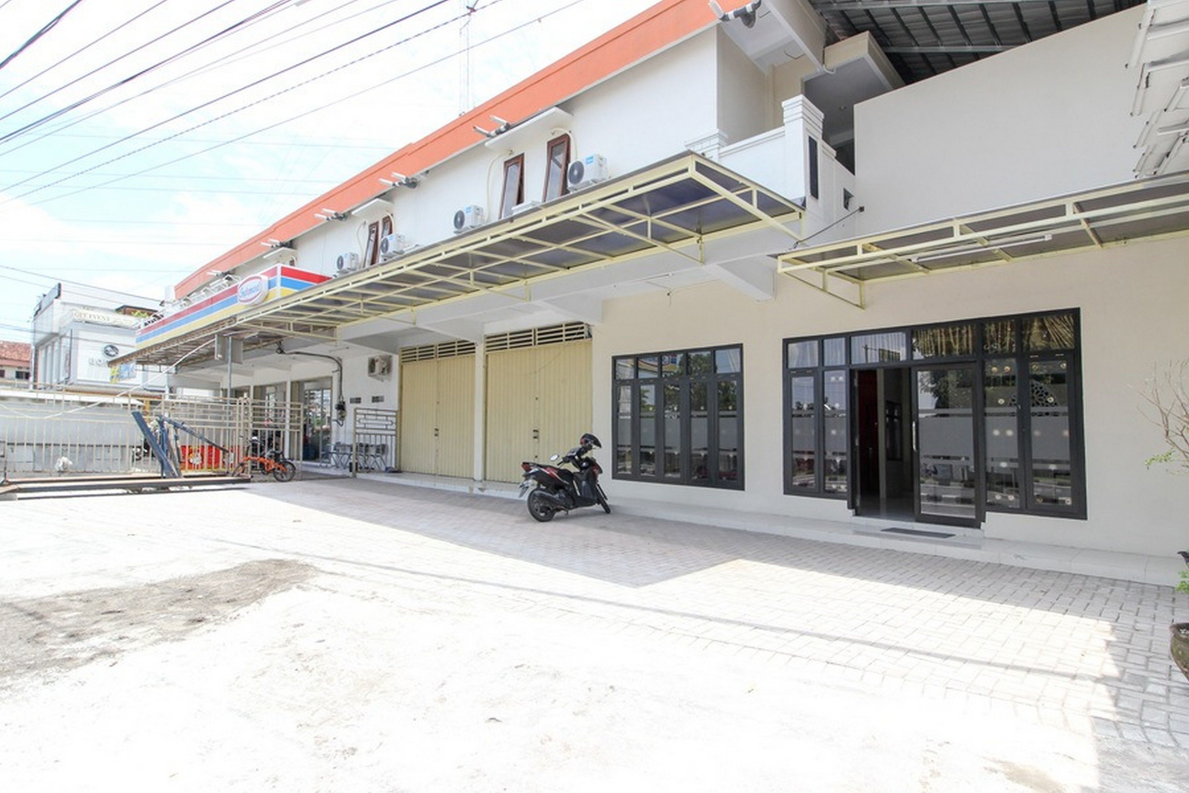 Foto - RedDoorz near Jogja Kembali Monument 3