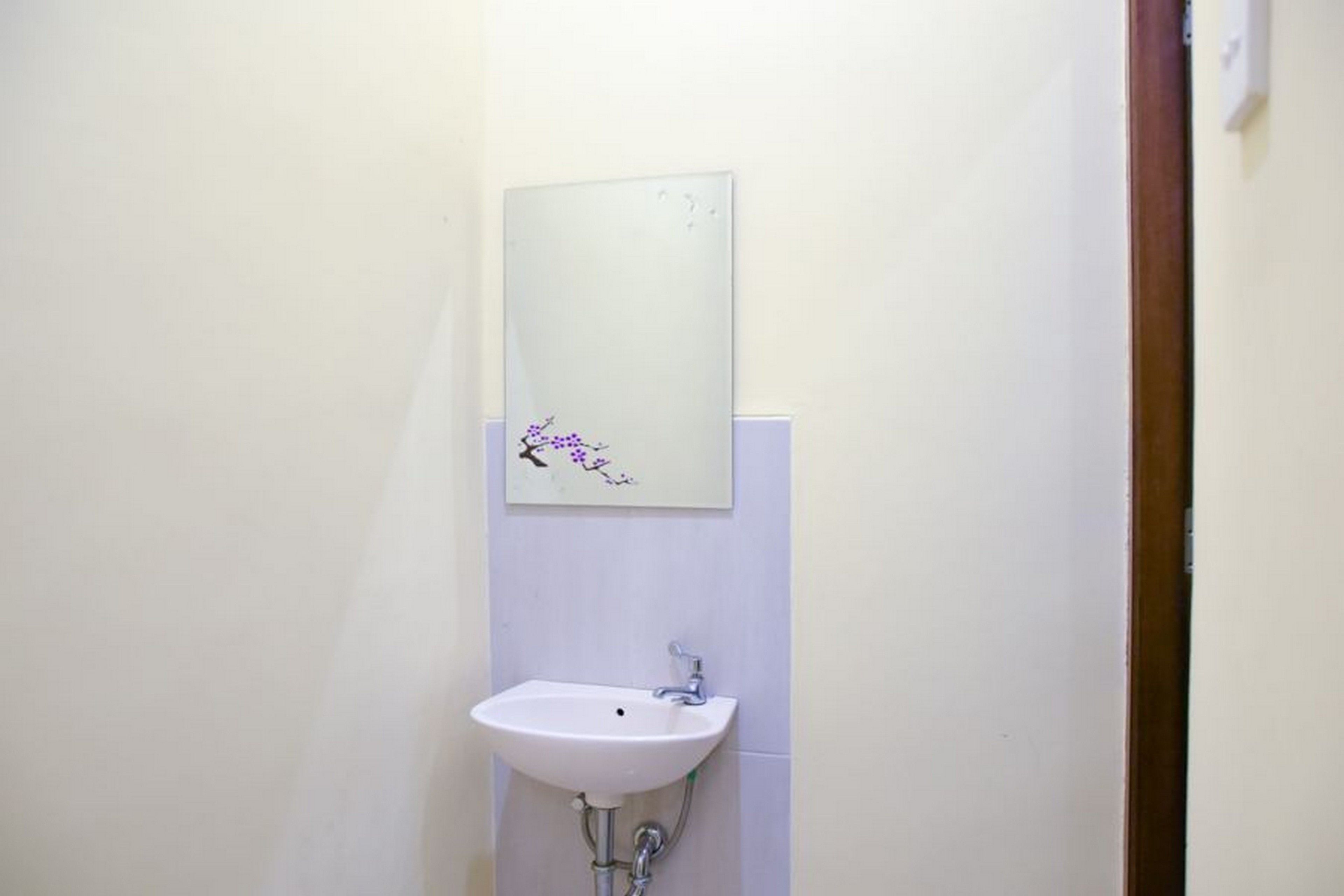 Foto - RedDoorz Syariah near Jogja City Mall 2