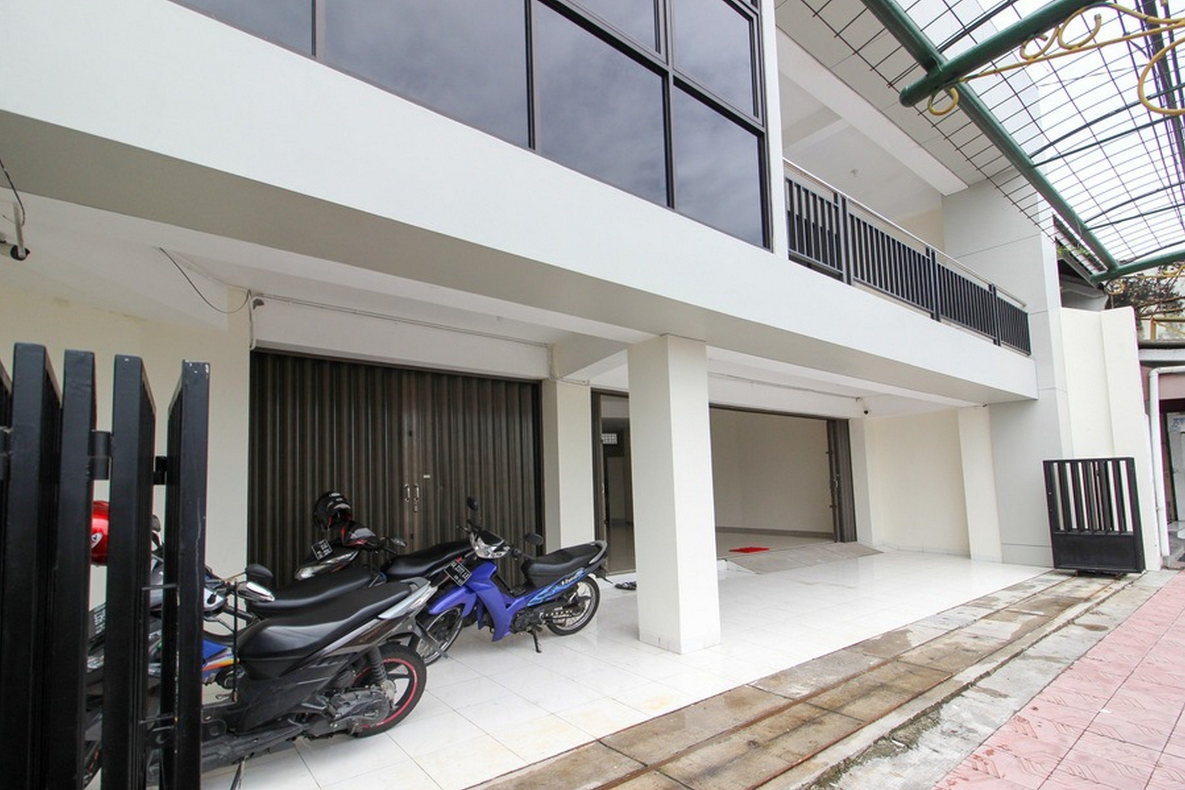 Photo - Sans Hotel Mataram Malioboro