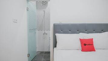 Habitación doble | Escritorio, wifi gratis y ropa de cama