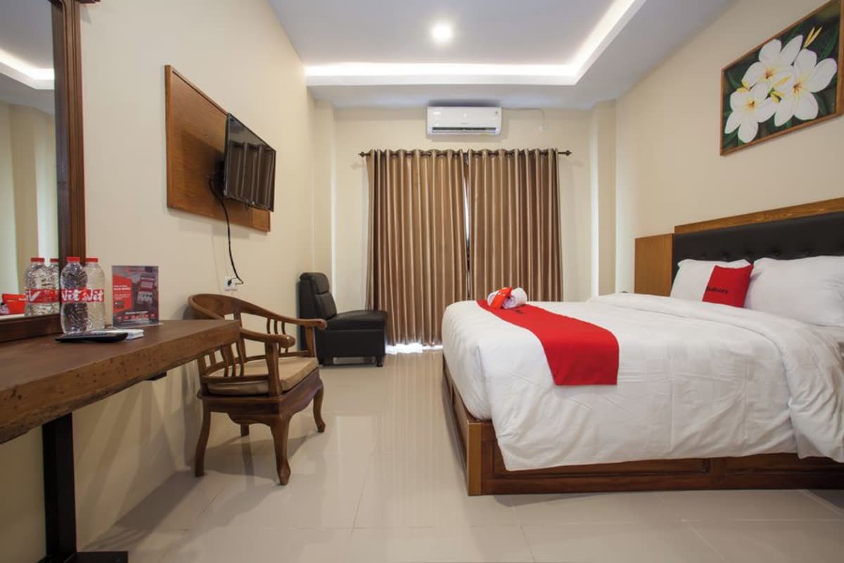 Meja, Wi-fi percuma, cadar katil 