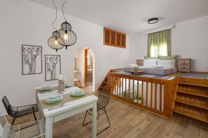 Hus, 1 soverom (Villa Gema) | Spiseområde på rommet