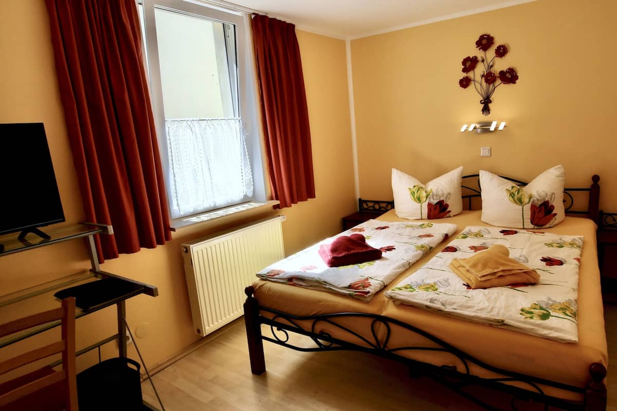 Basic Room | 1 bedroom, in-room safe, free WiFi, bed sheets