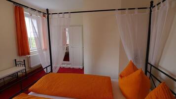 Apartment, 2 Schlafzimmer | 3 Schlafzimmer, Zimmersafe, individuell dekoriert