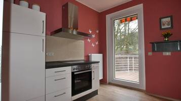 Apartment, 3 Schlafzimmer | Eigene Küche | Kühlschrank, Mikrowelle, Ofen, Herdplatte