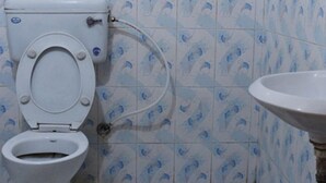 ベーシック ルーム | バスルーム | シャワー、バスアメニティ (無料)