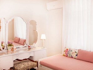 3 chambres, fer et planche à repasser, Wi-Fi gratuit