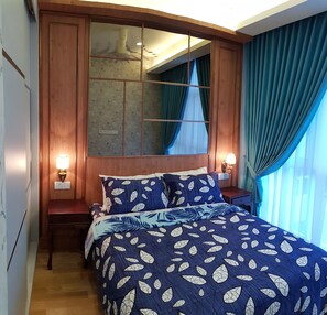 2 makuuhuonetta, silitysrauta/-lauta, Wi-Fi, vuodevaatteet