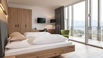 Superior Double Room | In-room safe, desk, free WiFi, wheelchair access