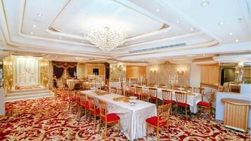 Banquet hall