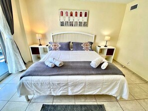 2 多间卧室、熨斗/熨衣板、免费 WiFi、床单