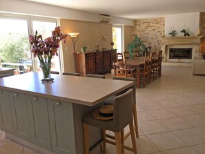 Dining - Vacation rental house pool LES VIGNERES LS2-338 (Cavaillon)